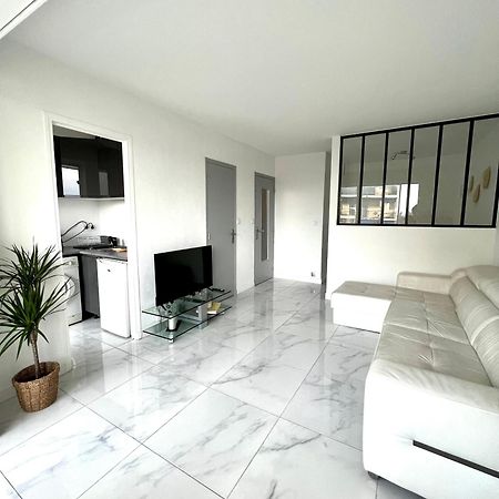 Studio 4 Couchages A 12 Min De La Plage A Pied Avec Wifi, Le Parking Est En Option Antibes Exterior photo