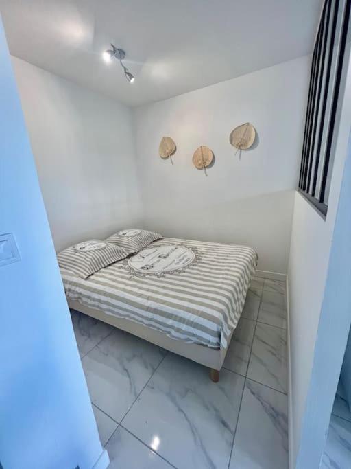 Studio 4 Couchages A 12 Min De La Plage A Pied Avec Wifi, Le Parking Est En Option Antibes Exterior photo