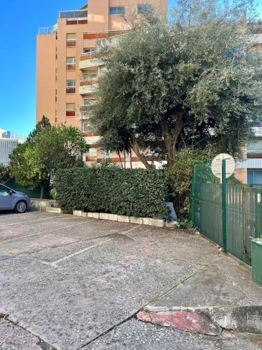 Studio 4 Couchages A 12 Min De La Plage A Pied Avec Wifi, Le Parking Est En Option Antibes Exterior photo